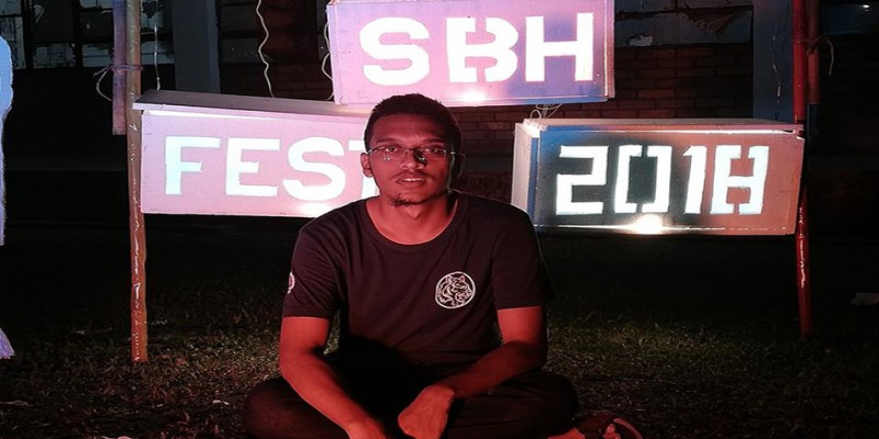 বুয়েটের হল থেকে ছাত্রের লাশ উদ্ধার ।।