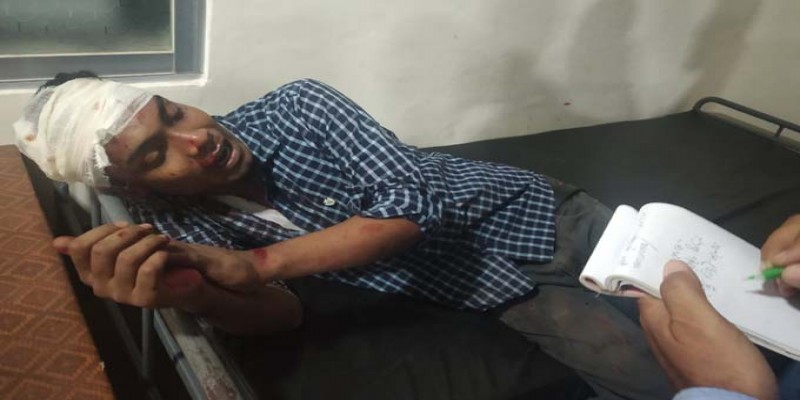 রাবিতে ছিনতাইয়ের সময় বহিরাগত যুবক আটক॥