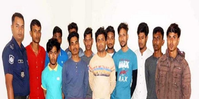 ধর্ষণের পর ভিডিও ইন্টারনেটে ছড়িয়ে দেওয়ায় গ্রেফতার ১২॥   