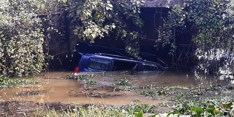 কুমিল্লার চৌদ্দগ্রামে মাইক্রোবাস খাদে পড়ে নিহত ২॥