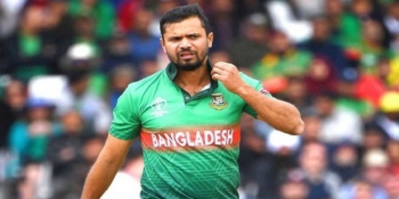 জিম্বাবুয়ে সিরিজই হতে পারে মাশরাফির ক্রিকেট জীবনের শেষ সিরিজ॥