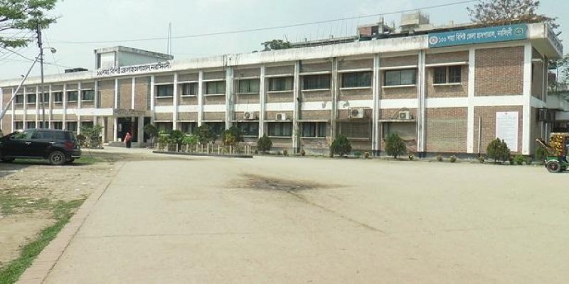 নরসিংদীতে করোনা আক্রান্ত সেই মালীর স্ত্রীর শরীরেও মিলল করোনার উপস্থিতি॥