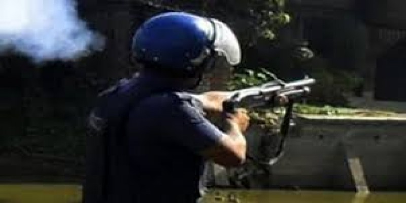 কক্সবাজারে পুলিশের সাথে ‘বন্দুকযুদ্ধে’ নিহত ৩ ডাকাত॥ বিপুল পরিমান মাদক ও আগ্নেয়াস্ত্র উদ্ধার