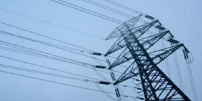 নওগাঁয় বিদ্যুতের তারে জড়িয়ে ২ শ্রমিকের মৃত্যু॥