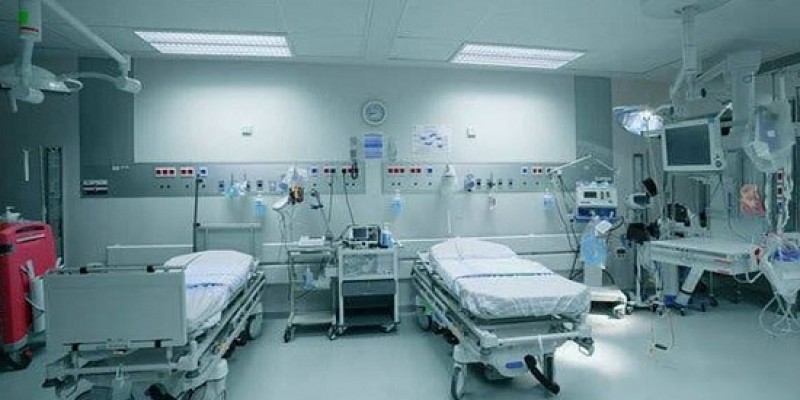 আইসিইউ সংকট॥চট্টগ্রামে শিল্পপতির ভাইসহ ১৩ জনের মৃত্যু