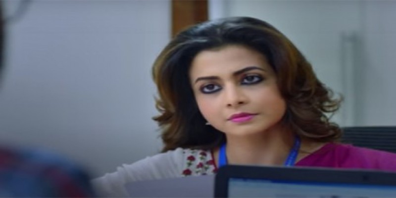 নতুন থ্রিলার নিয়ে নায়িকা কোয়েল মল্লিকের ‘মনের মধ্যে ভয়’॥