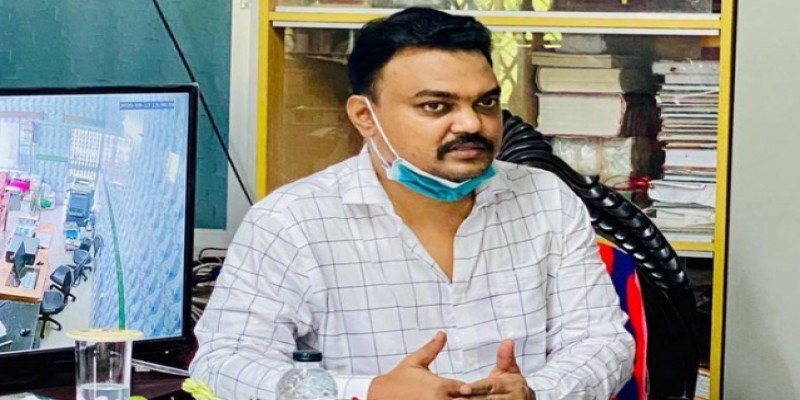 ইউএনও’র বাসায় হামলা মামলা॥ বরিশাল সিটি’র কাউন্সিলর মান্না কারাগারে