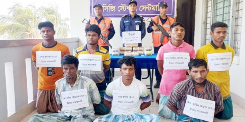 সেন্টমার্টিনে এক লাখ ইয়াবাসহ আটক ৭।।