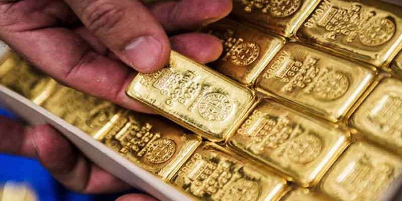 শাহজালালে ৯৩ লাখ টাকার স্বর্ণসহ যাত্রী আটক।।