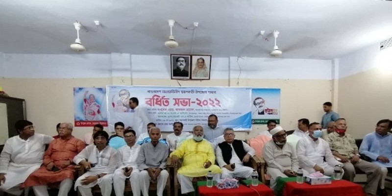 নেছারাবাদে আ.লীগের বর্ধিত সভায় সংঘর্ষে আহত ৫।।