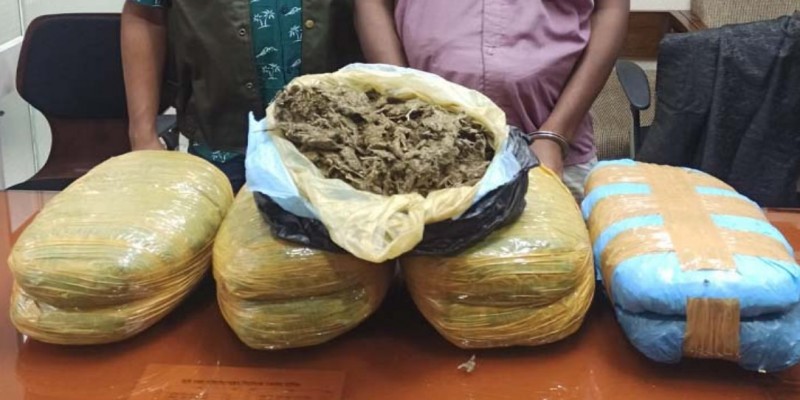 গেন্ডারিয়ায় ২০ কেজি গাঁজাসহ আটক ২।।
