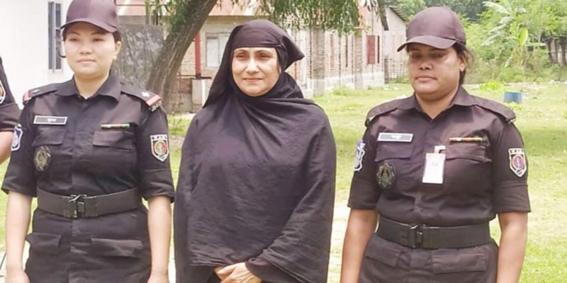 রেলস্টেশনে তরুণীকে হেনস্তা।।গ্রেফতার মার্জিয়া ৩ দিনের রিমাণ্ডে