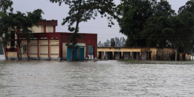 কুড়িগ্রামে বন্যায় ১৪৩টি শিক্ষাপ্রতিষ্ঠান বন্ধ।।