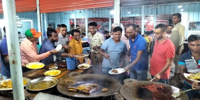 মাওয়ার হোটেল-রেস্টুরেন্টে সংকট।।নেওয়া হচ্ছে অতিরিক্ত দাম
