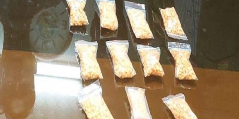 বংশালে ইয়াবাসহ তিনজন মাদক কারবারি গ্রেফতার।।