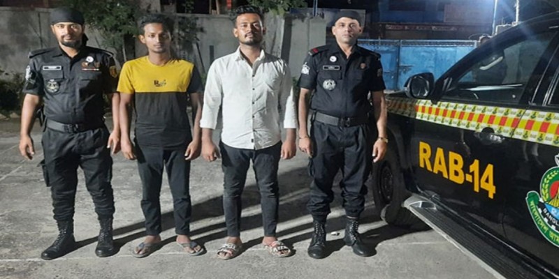ব্রাহ্মণবাড়িয়ায় বিদেশি রিভলবারসহ আটক ২।।