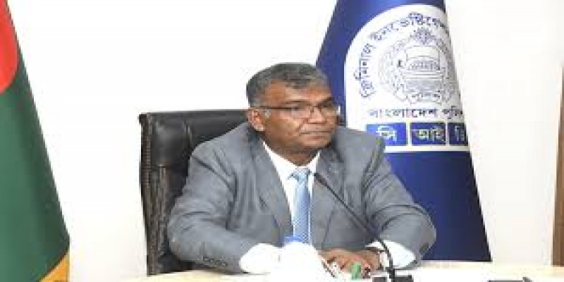 আদেশ পাওয়া মাত্রই সিআইডি প্রধানের দায়িত্ব নিলেন মতিউর রহমান শেখ॥