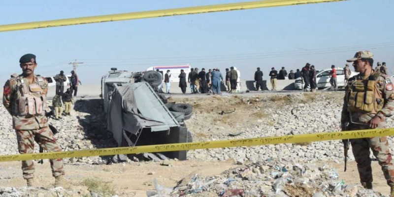 পাকিস্তানে সন্ত্রাসবিরোধী অভিযান॥নিহত ৩০