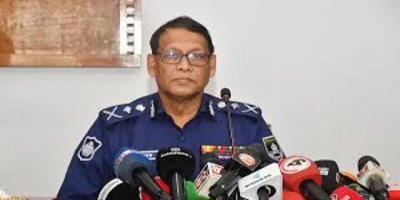 পুলিশ সপ্তাহ উপলক্ষে আইজিপির সংবাদ সম্মেলন॥