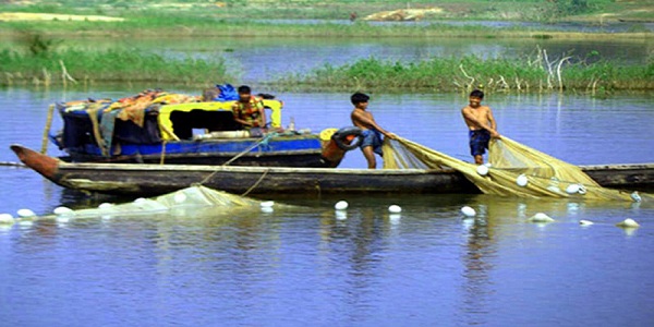 তিনমাস বন্ধ থাকার পর আগামী ১ আগষ্ট থেকে কাপ্তাই হ্রদে পুনরায় মাছ আহরণ শুরু হচ্ছে