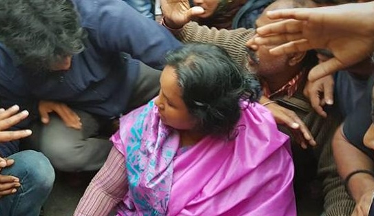 নারায়ণগঞ্জে আইভী ও শামীম ওসমানের সমর্থকদের মধ্যে সংঘর্ষ ।। মেয়রসহ আহত অর্ধশতাধিক