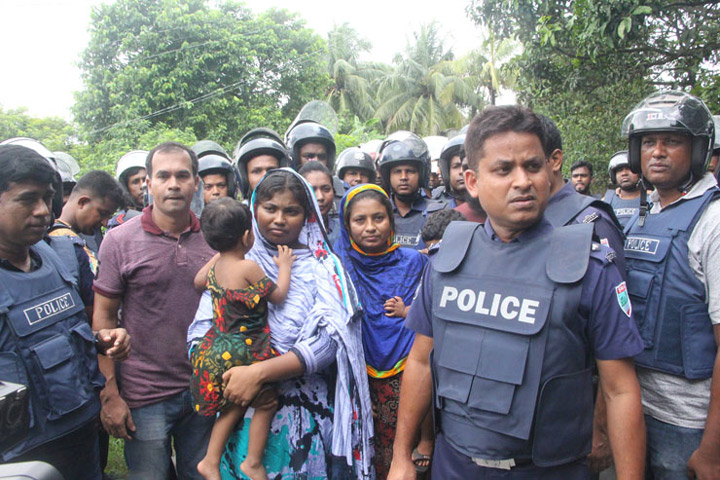 গাংনীতে জঙ্গি সন্দেহে আটক দুই নারীসহ তিনজনকে জিজ্ঞাসাবাদ শেষে মুক্ত ।।