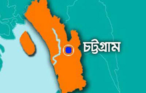 হঠাৎ বাস বিহীন চট্টগ্রাম, ভোগান্তিতে যাত্রীরা।।      