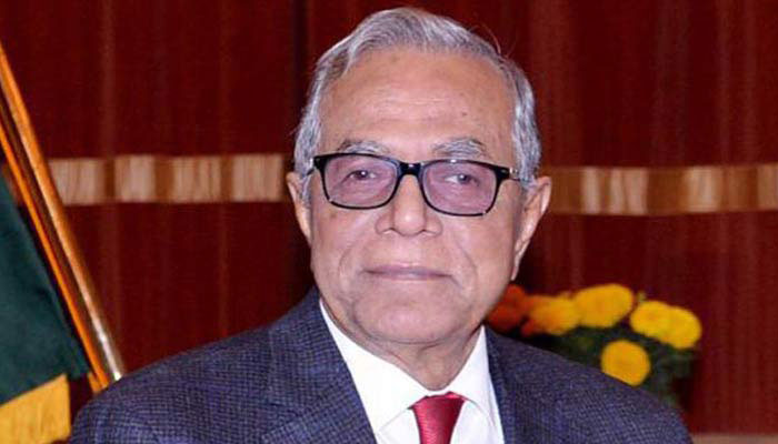 চট্টগ্রাম ভেটেরিনারি বিশ্ববিদ্যালয়ের সমাবর্তনে যোগ দিচ্ছেন রাষ্ট্রপতি আবদুল হামিদ।   